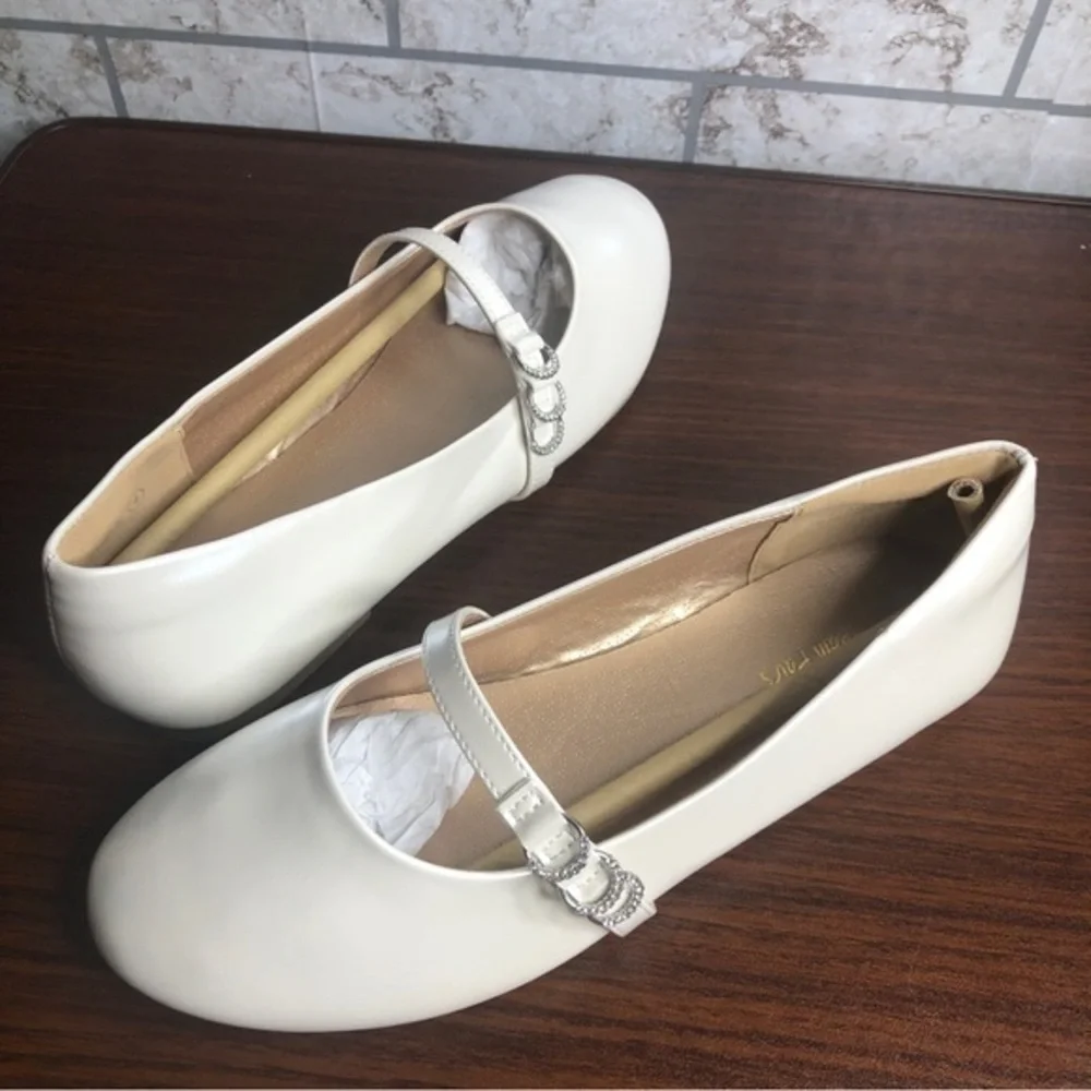 Dream Pairs pearlescent flats girls size 4‎ formal rhinestones